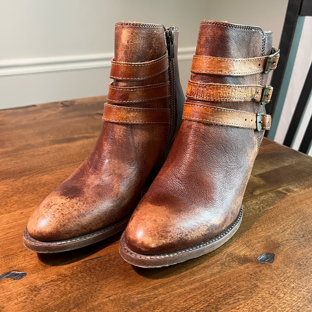 Bed Stu “Begin” Tan Teak Driftwood Booties Organics Collection Size 9.5